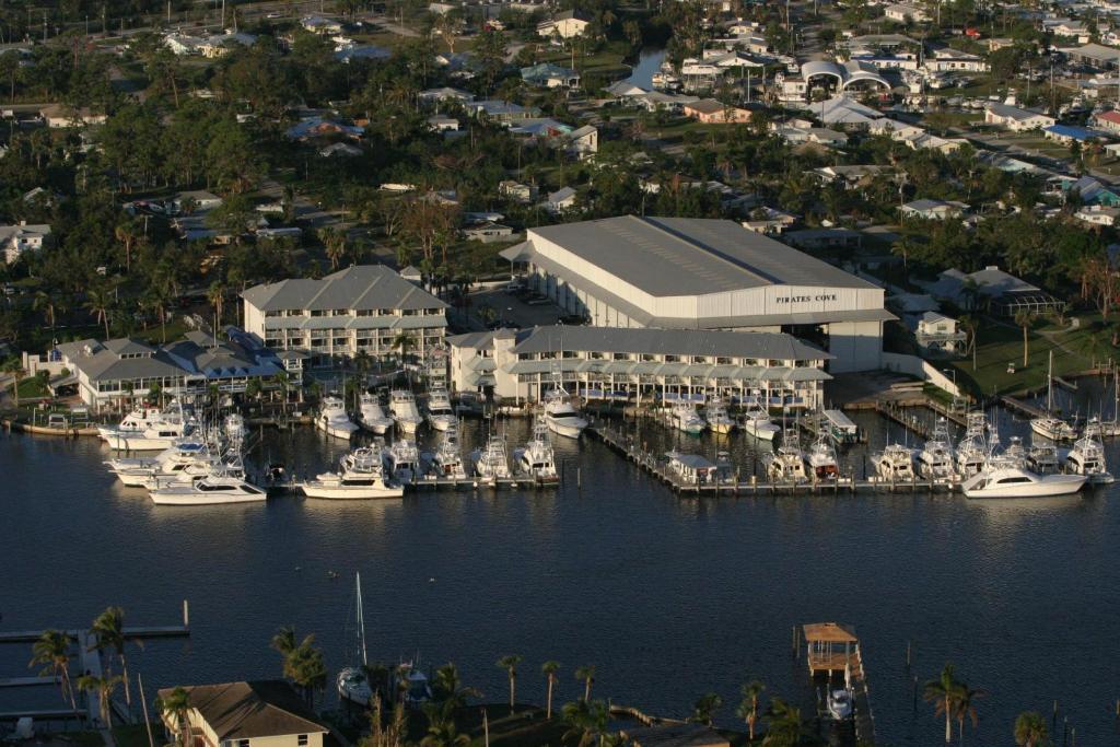 Pirate'S Cove Resort And Marina - Stuart Szoba fotó