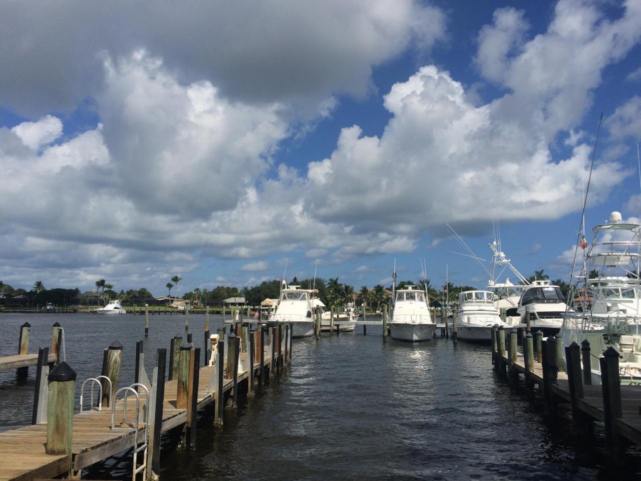 Pirate'S Cove Resort And Marina - Stuart Kültér fotó